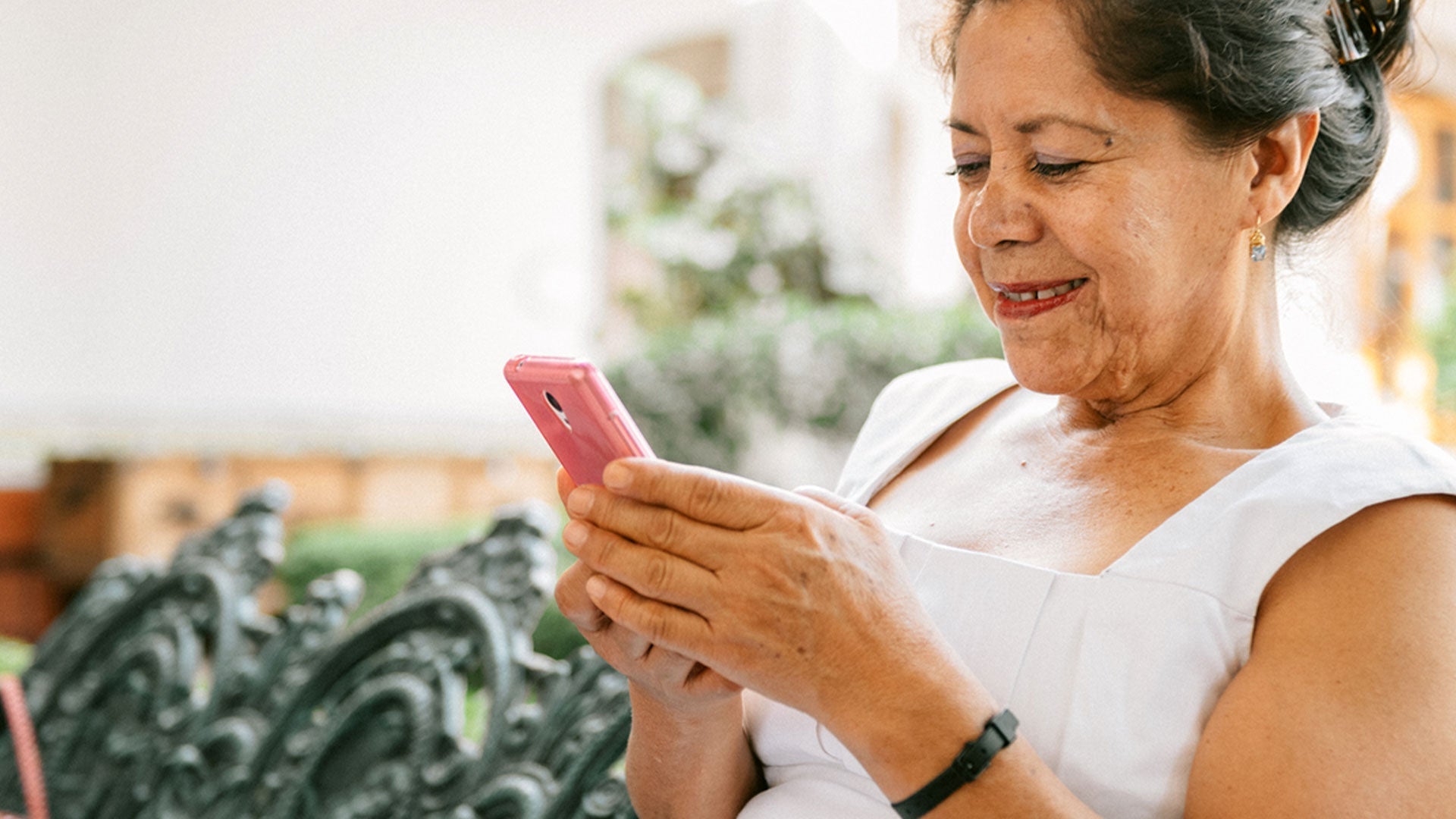 Quel téléphone choisir pour une personne âgée ?